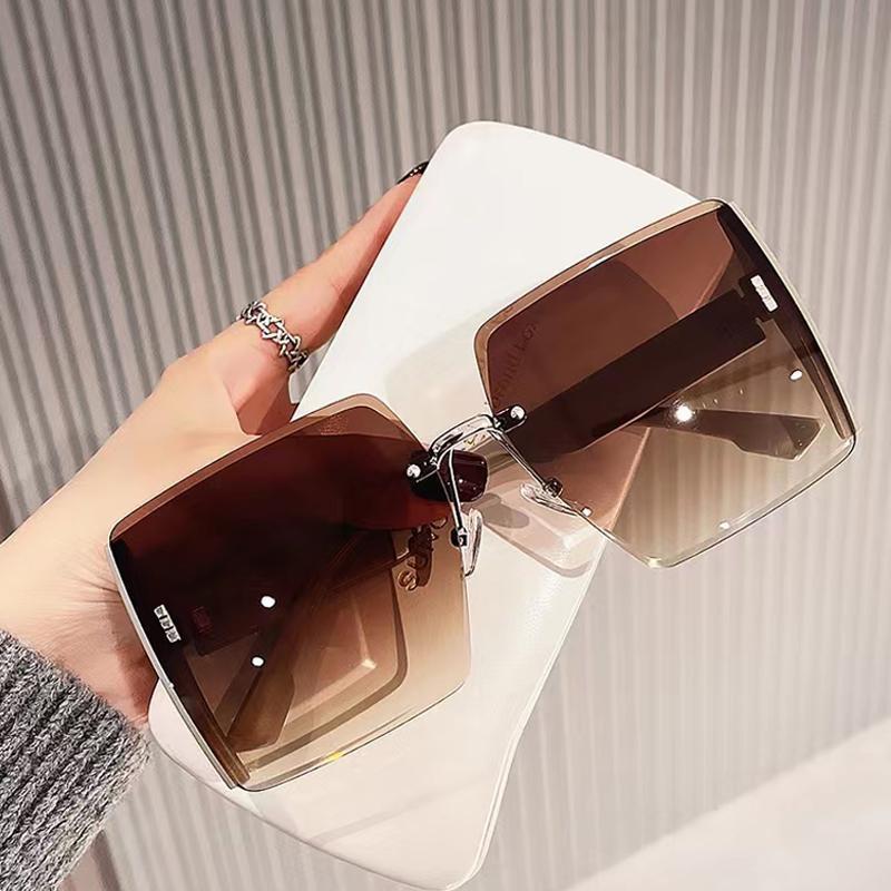 Set Sahara Chic — Gafas Oversize Degradado + Reloj Elegante Saffiano